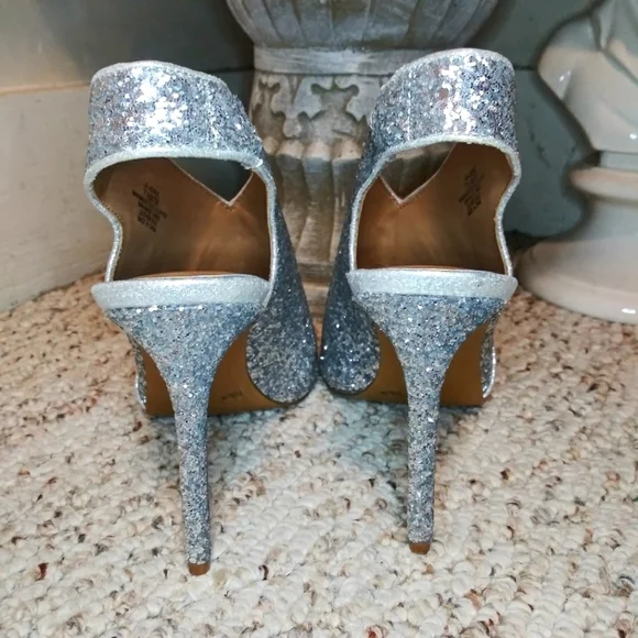 Jessica Simpson Jourie Sparkly Silver Glitter, Peep Toed Stiletto Heeled Shootie - Picture 5 of 12